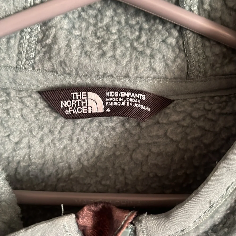 The North Face Green Hooded Sweater - Picture 4 of 6